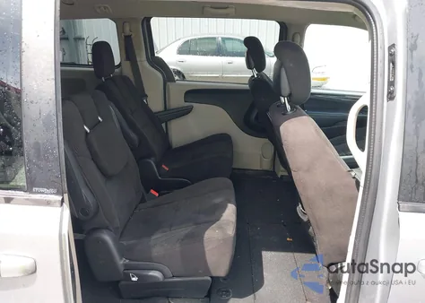 2013 Dodge Grand Caravan Sxt z USA, uszkodzony, nr VIN 2C4RDGCG9DR755754